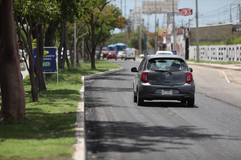Realizará el Ayuntamiento repavimentación nocturna en vialidades de la Avenida Jacinto Canek. IMG 20250719 WA0019 1024x682
