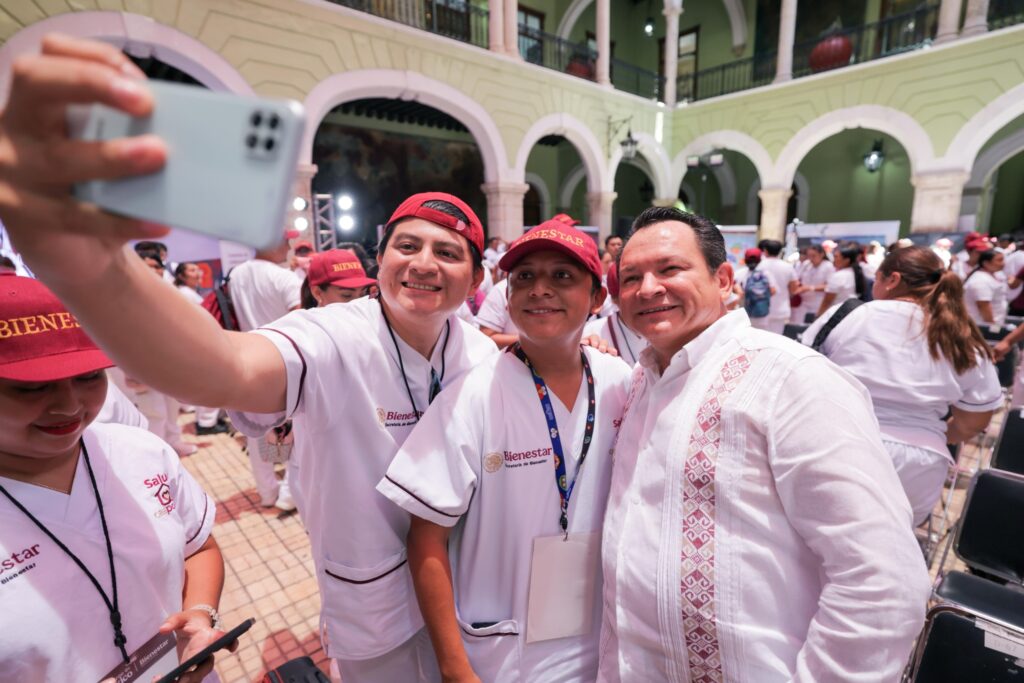 Firman convenio “Salud casa por casa” para llevar atención médica gratuita a los hogares de Yucatán IMG 20250730 WA0035 1024x683