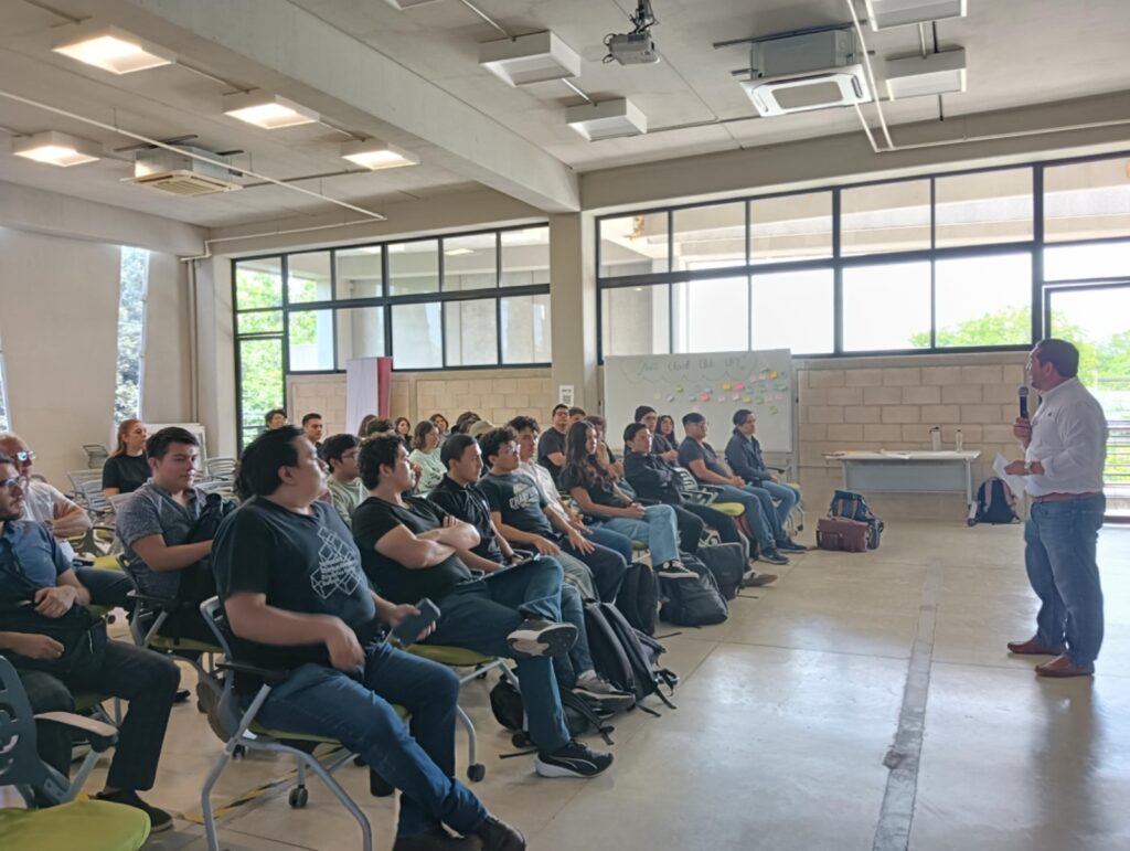 Universidad Politécnica de Yucatán se une a red internacional AWS Cloud Club Imagen De WhatsApp 2025 07 02 A Las 14.44.04 E9064720 1024x771