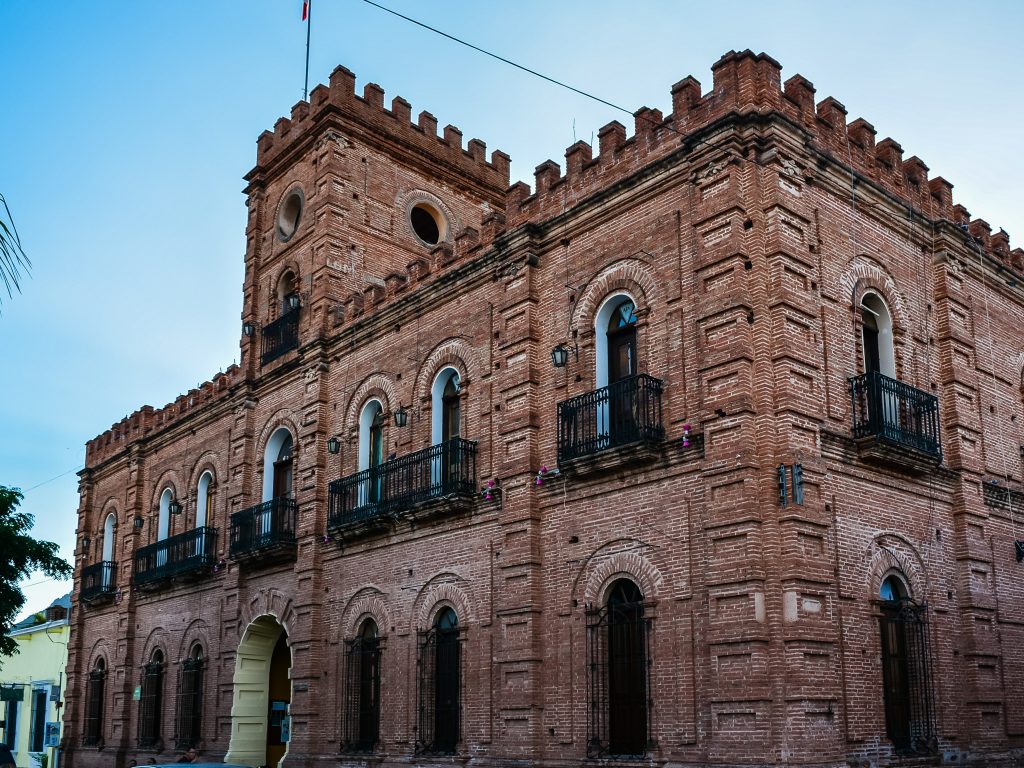 PALACIO MUNICIPAL ALAMOS