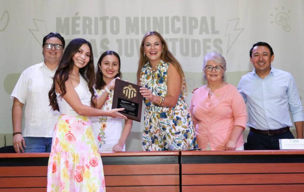 Mérida crece con talento, compromiso, amor y creatividad Imagen De WhatsApp 2025 08 12 A Las 20.38.25 48a00be9 1024x648