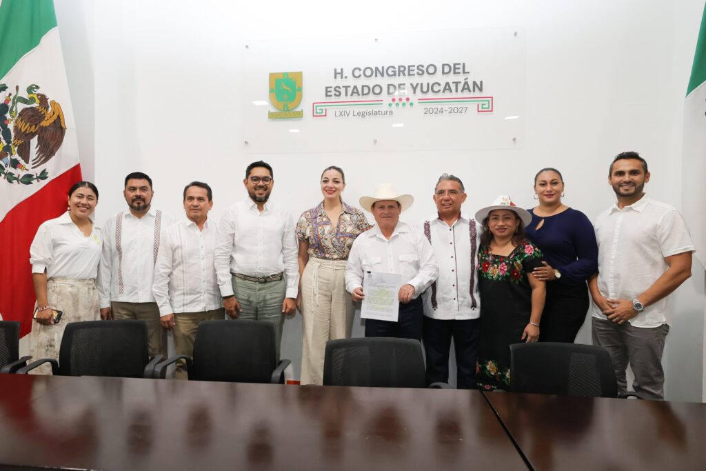 Entregan ante el Congreso del Estado iniciativa para reformar Ley del Isstey 1200 2 1024x683