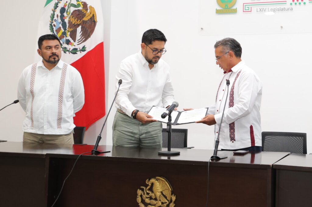 Entregan ante el Congreso del Estado iniciativa para reformar Ley del Isstey 1200 3 1024x682