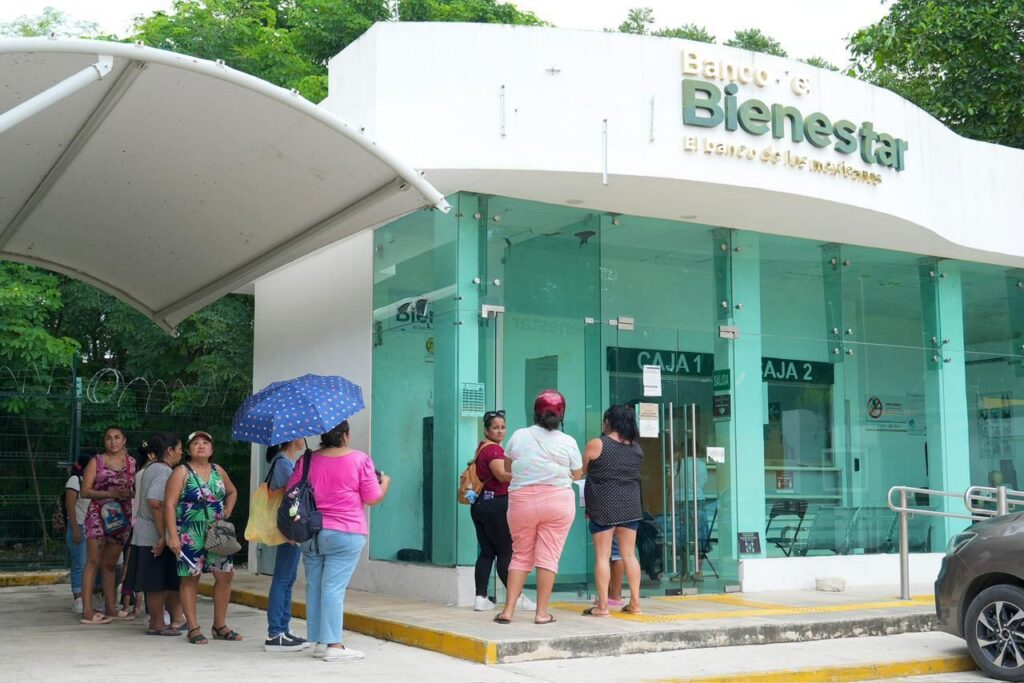 El programa Mujeres Renacimiento fortalece la autonomía económica y el bienestar de las yucatecas IMG 20251002 WA0053 1 1024x683