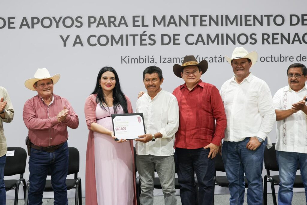 Díaz Mena refrenda compromiso con el campo yucateco IMG 20251004 WA0096 1024x683