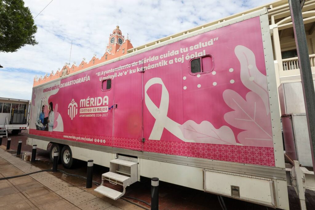 Cuida Cecilia Patrón de las mujeres meridanas con servicios de salud gratuitos IMG 20251008 WA0035 1024x682