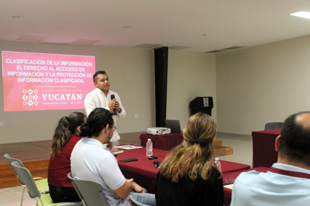 Autoridades yucatecas capacitan al personal en transparencia para garantizar acceso a la información Imagen De WhatsApp 2025 10 15 A Las 11.15.55 84d3542d 1024x680