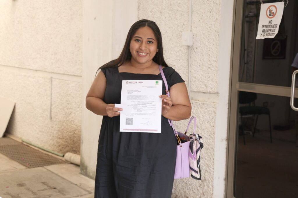 Yucatán realiza asignación histórica de plazas al Personal de Apoyo y Asistencia a la Educación WhatsApp Image 2025 12 16 At 11.32.32 1024x682