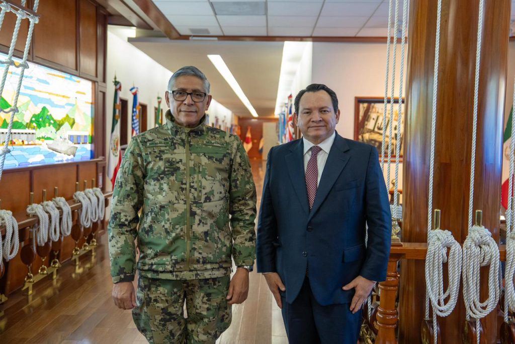Revisan avances del Puerto de Altura de Progreso UNO 1 12 1024x683