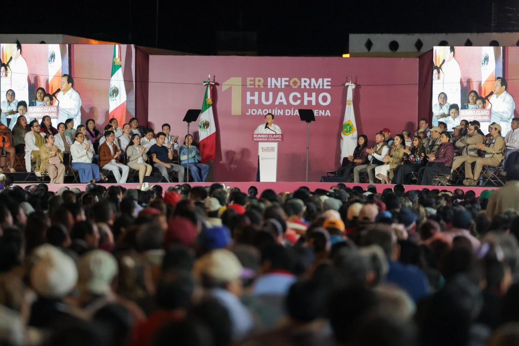 Gobernador Joaquín Díaz Mena rinde cuentas en Izamal WhatsApp Image 2026 01 21 At 07.18.29 1024x683