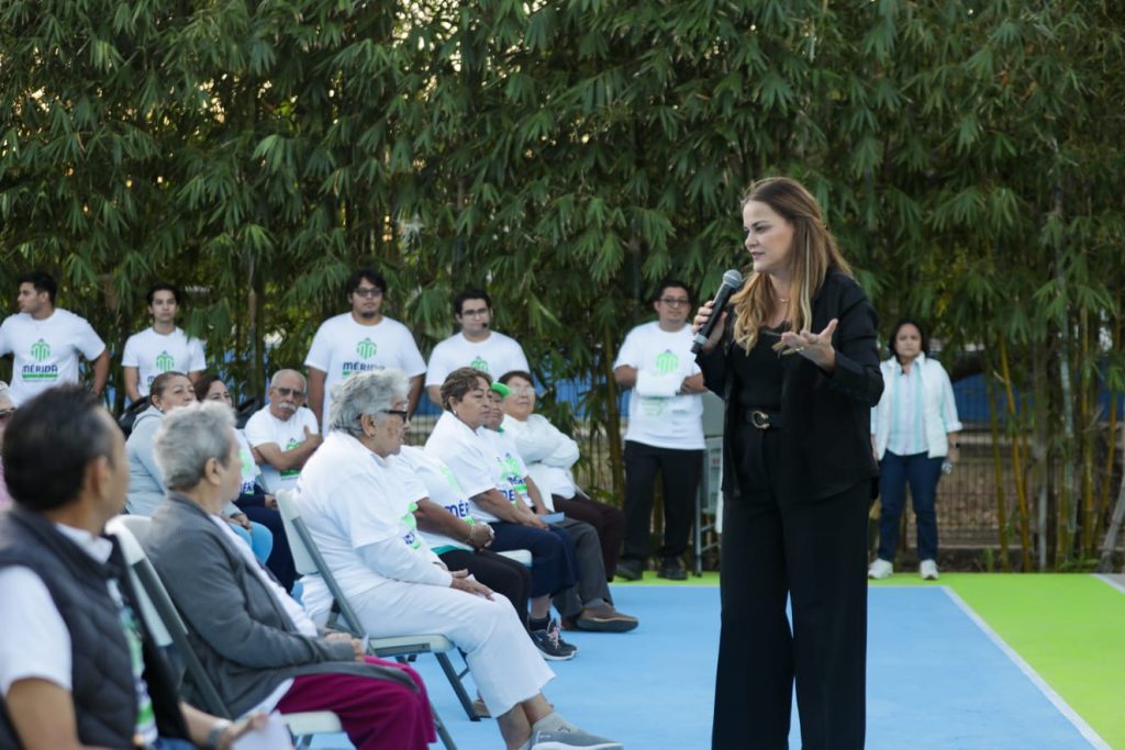 Inaugura Cecilia Patrón espacio deportivo en Centro Armonía para el cuidado integral de personas mayores WhatsApp Image 2026 01 27 At 12.39.56 1024x683