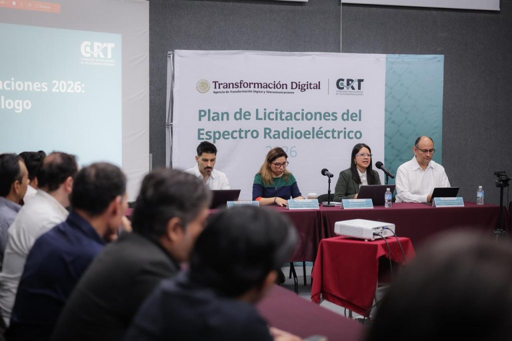 Analizan en Yucatán cobertura 5G, conectividad industrial y microondas WhatsApp Image 2026 01 28 At 16.58.28 1 1024x683