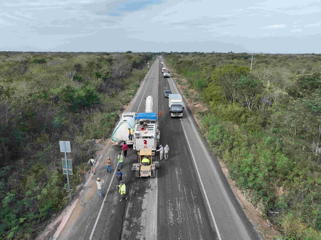 Inician Obras Del Megabachetón 2026 En Yucatán: SICT REPAVIMENTACION MERIDA TIXKOKOB 2 1024x767