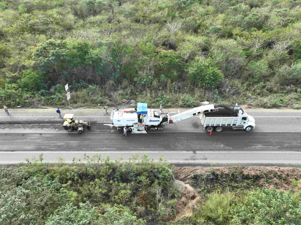 Inician Obras Del Megabachetón 2026 En Yucatán: SICT REPAVIMENTACION MERIDA TIXKOKOB 3 1024x767