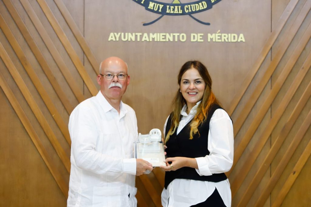 Cecilia Patrón recibe visita del embajador de Alemania WhatsApp Image 2026 02 09 At 20.11.00 1024x683