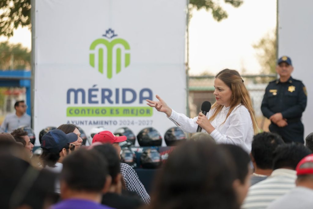 Chambea seguro, un programa que nos permite cuidar la integridad de las y los trabajadores de plataforma: Cecilia Patrón. WhatsApp Image 2026 02 11 At 14.22.25 1 1024x683
