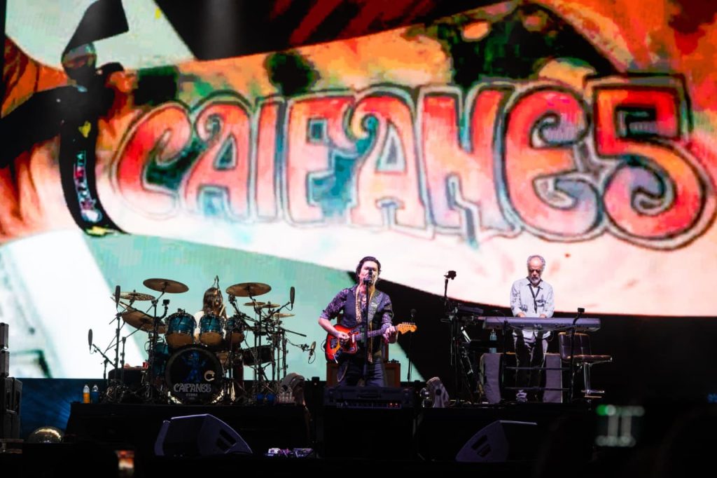 Caifanes y “La Negra Tomasa” hacen cantar y bailar a más de 40 mil personas en el Circo Carnaval Mérida 2026 WhatsApp Image 2026 02 15 At 01.58.34 1024x682
