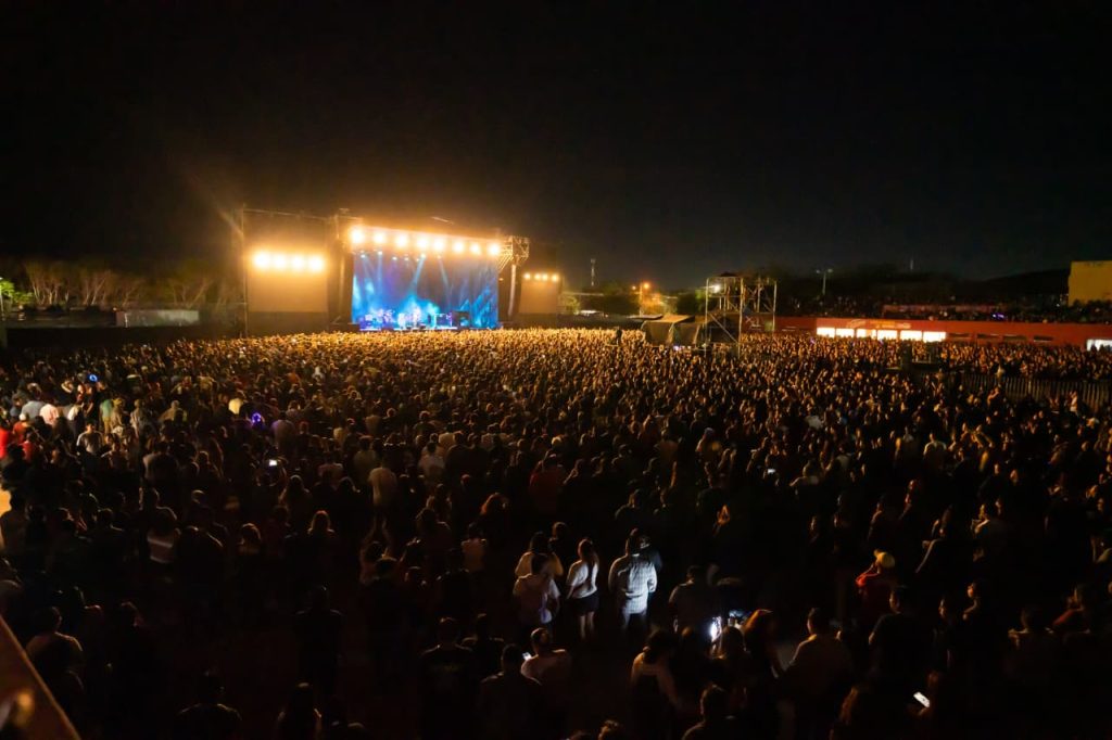 Caifanes y “La Negra Tomasa” hacen cantar y bailar a más de 40 mil personas en el Circo Carnaval Mérida 2026 WhatsApp Image 2026 02 15 At 01.58.35 1024x682
