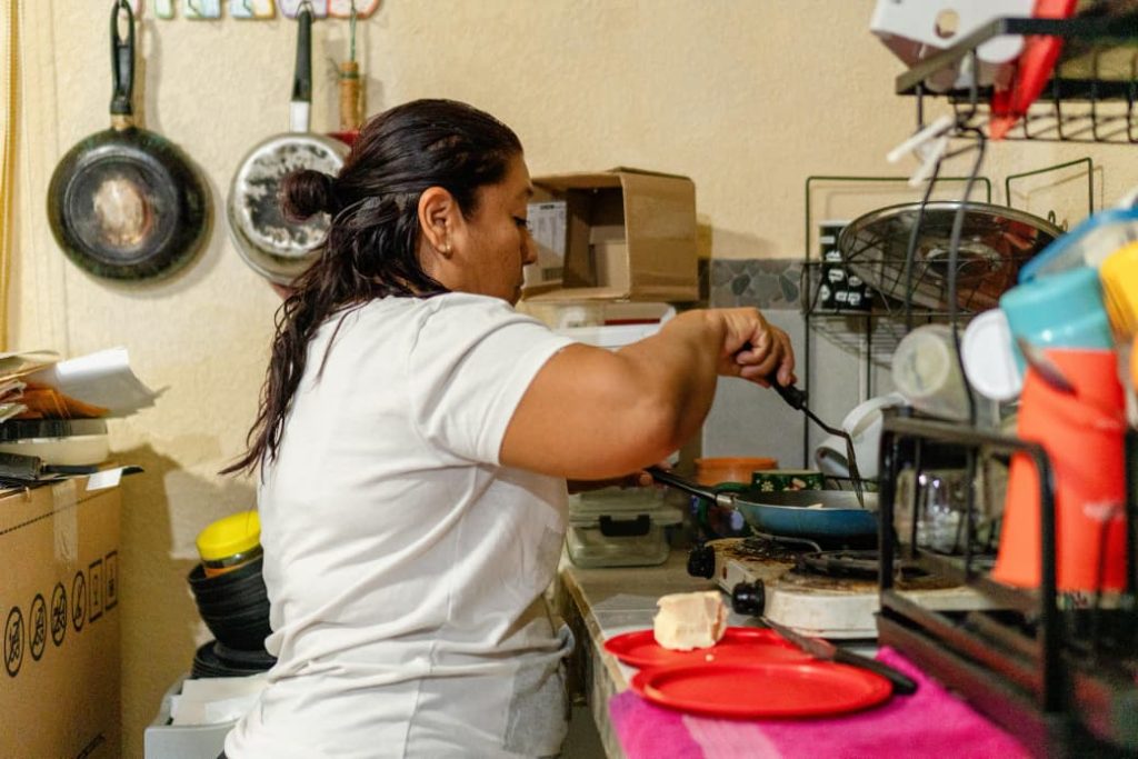 Programa Mujeres Renacimiento beneficia a 10 mil madres autónomas cada bimestre Tres 1 6 1024x683