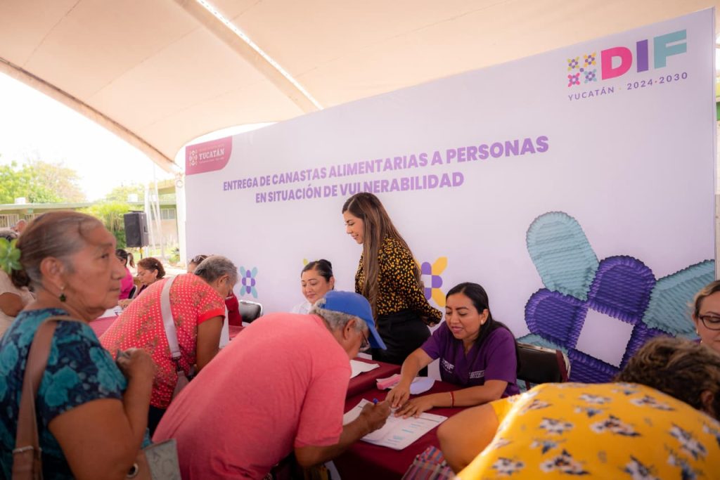 DIF Yucatán entrega 64 mil 132 canastas alimentarias a más de 32 mil personas en todo el estado 0df70a5e 4312 47d8 8160 95ce20e15a92 1024x683