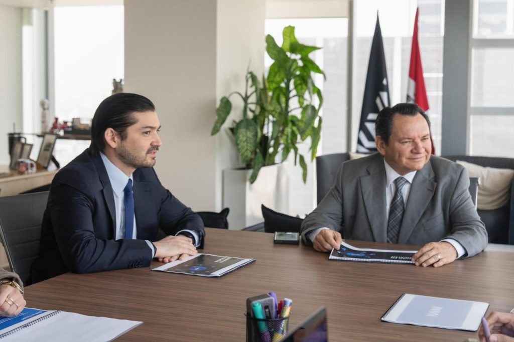 Yucatán le coquetea a Kavak, primera empresa Unicornio de México con evaluación superior a los 1,000 MDD 725d71b7 De19 4ab5 Ab5e B89b0b82019d 1024x683