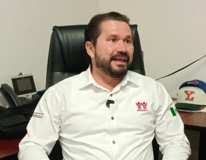 MAURICIO