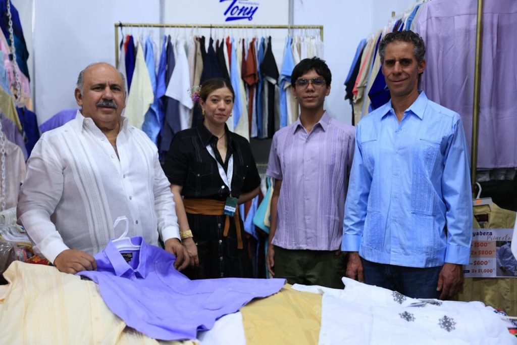 Moda yucateca conquista la capital en la Semana Yucatán en México Cffafb80 E5a3 4d06 8d04 40e7db7641cb 1024x683
