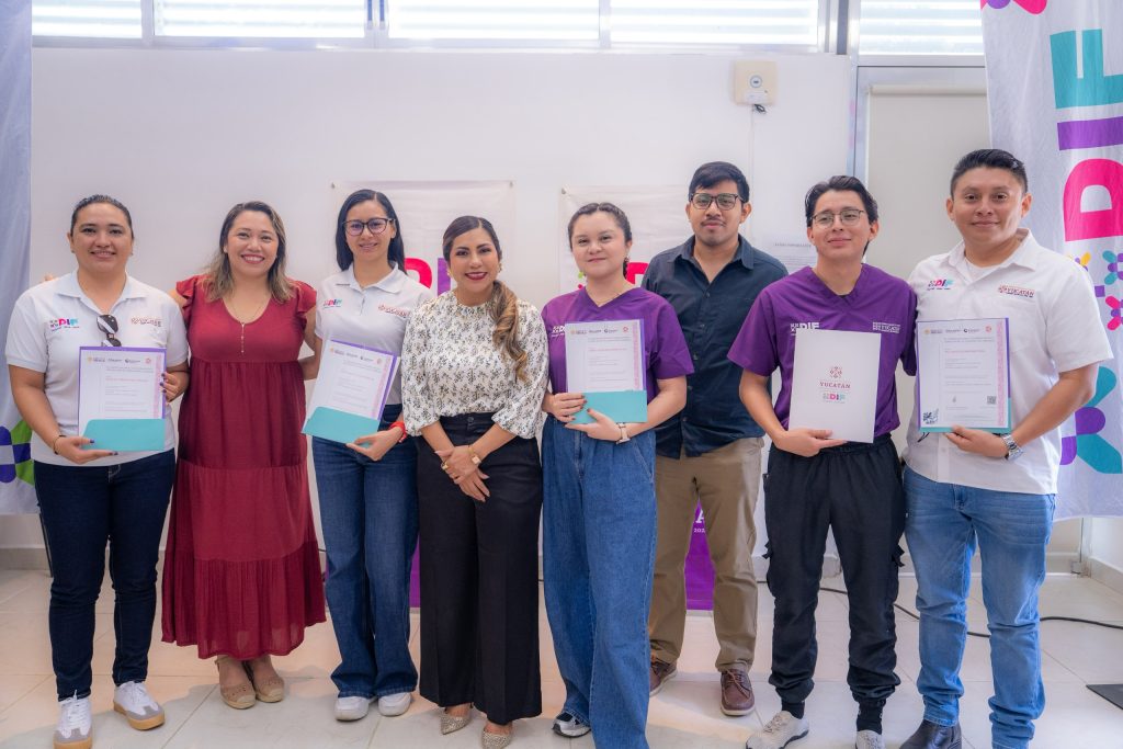 DIF YUCATÁN FORTALECE LA PROFESIONALIZACIÓN DEL SERVICIO PÚBLICO