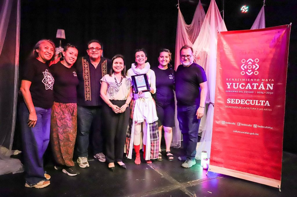 “En nombre de la mancha”, nos muestra cómo la menstruación puede compartirse desde el arte y el diálogo 70930858 8e41 4794 B5a3 2f3afdbe7dd1 1024x682