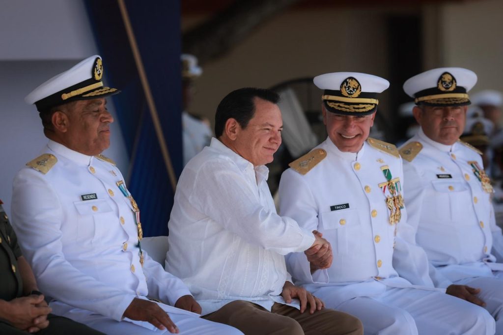 NOVENA ZONA NAVAL RENUEVA SU MANDO