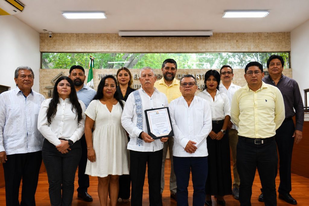 Nuevo Partido Político “Compromiso Social” recibe certificado de inscripción al IEPAC