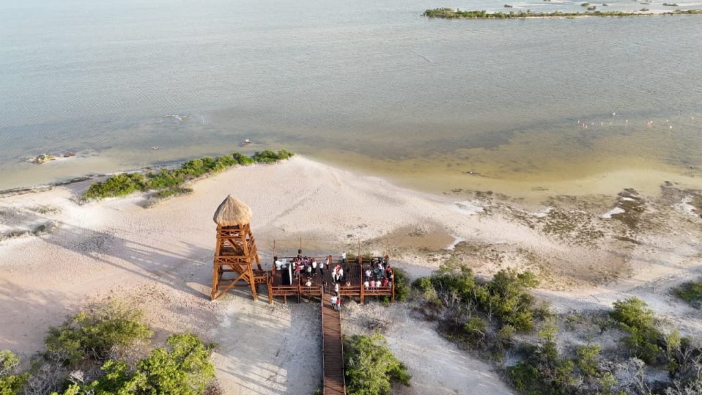 Parador Turístico de Uaymitún vuelve a recibir visitantes en la costa yucateca