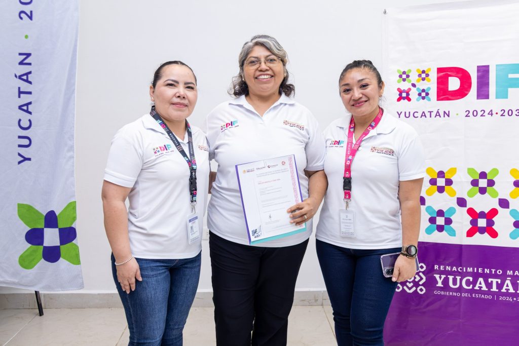 DIF YUCATÁN FORTALECE LA PROFESIONALIZACIÓN DEL SERVICIO PÚBLICO