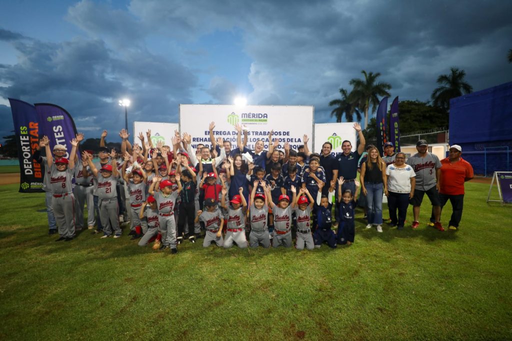 Mérida Enchula más de 400 espacios deportivos con nueva iluminación: Cecilia Patrón. ILUMINACIÓN EN AMPOS DEPORTIVOS