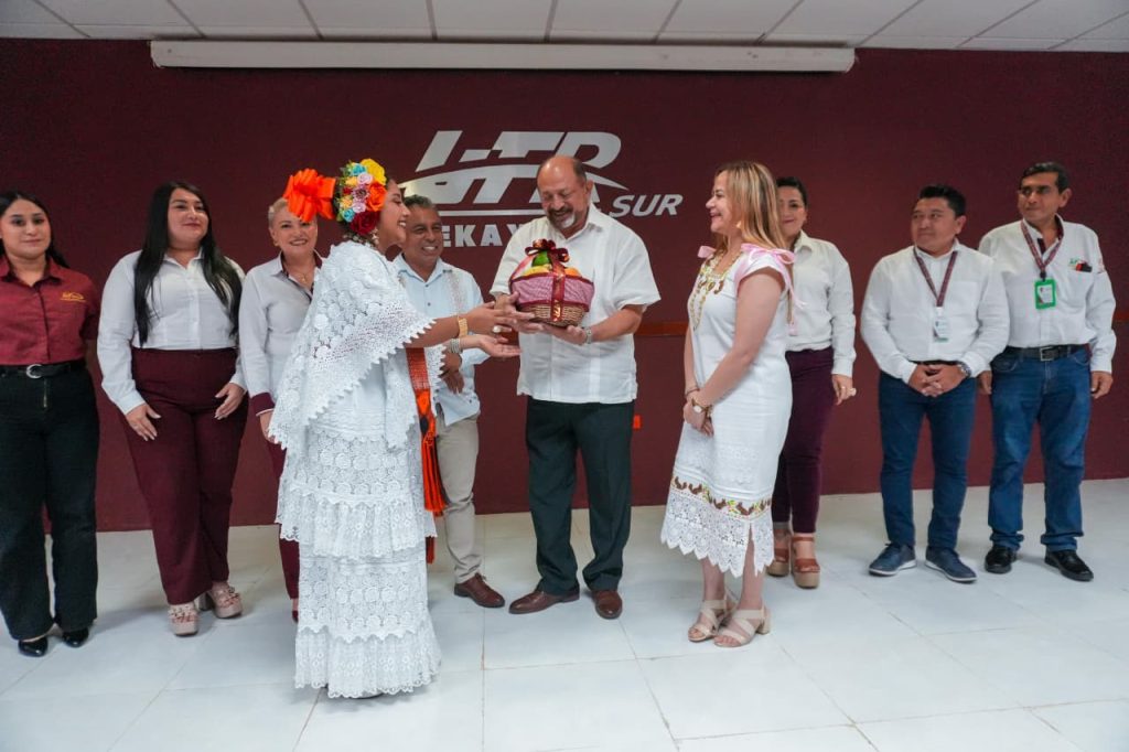 Proyecta Sefotur el futuro turístico de Yucatán con el impulso de los Pueblos Mágicos Proyecta Sefotur el futuro turístico de Yucatán con el impulso de los Pueblos Mágicos