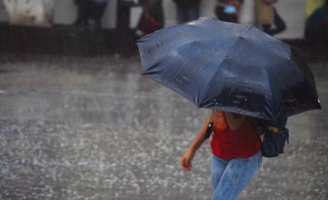 Apagones por intensas lluvias dejan sin agua a decenas de colonias de Mérida