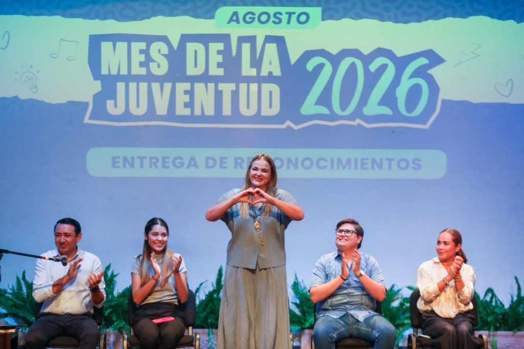 CECILIA PATRÓN RECONOCE EL TALENTO Y LIDERAZGO DE LAS JUVENTUDES EN MÉRIDA