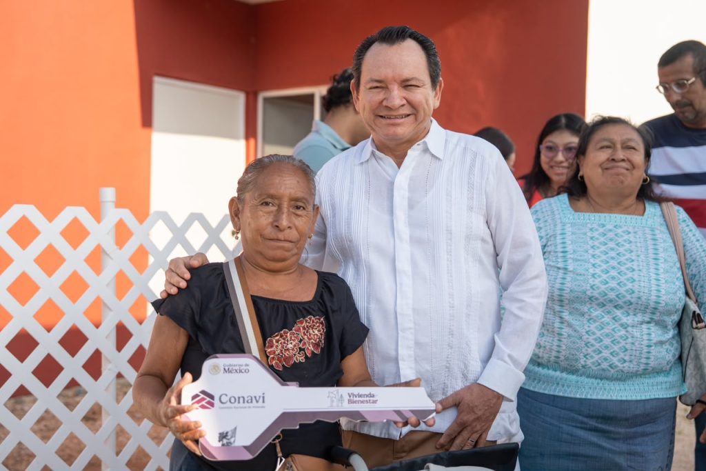 COORDINACIÓN CON EL GOBIERNO DE MÉXICO IMPULSA 10 MIL VIVIENDAS CON CERTEZA PATRIMONIAL EN YUCATÁN