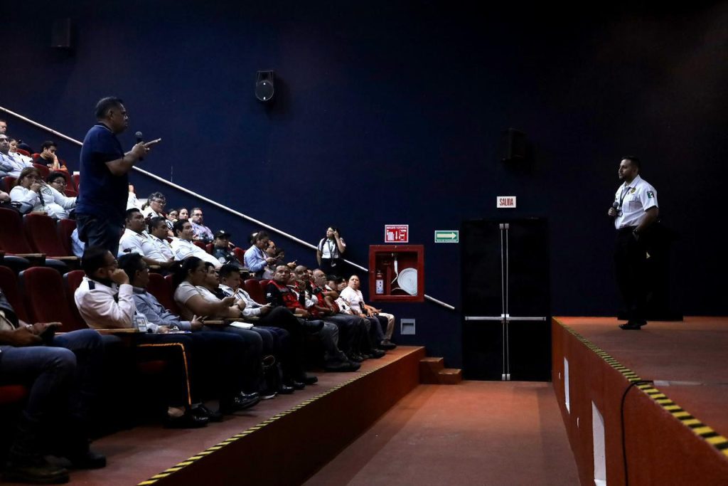 PLÁTICAS EN SSP FORTALECEN PREVENCIÓN CONTRA EXTORSIÓN Y SECUESTRO VIRTUAL