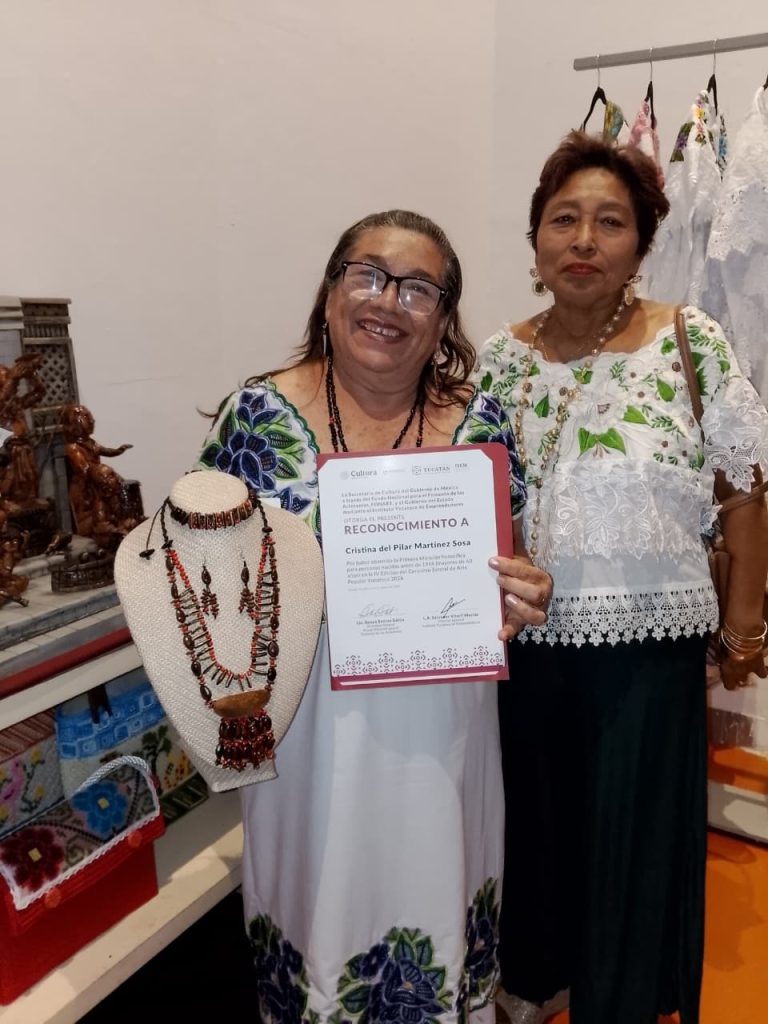 RECONOCEN TALENTO Y TRADICIÓN DE ARTESANAS Y ARTESANOS DE YUCATÁN