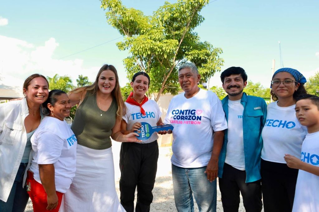 POR PRIMERA VEZ LA FUNDACIÓN TECHO ENTREGA CASAS A 10 FAMILIAS DE LA ESTRELLA DEL SUR.