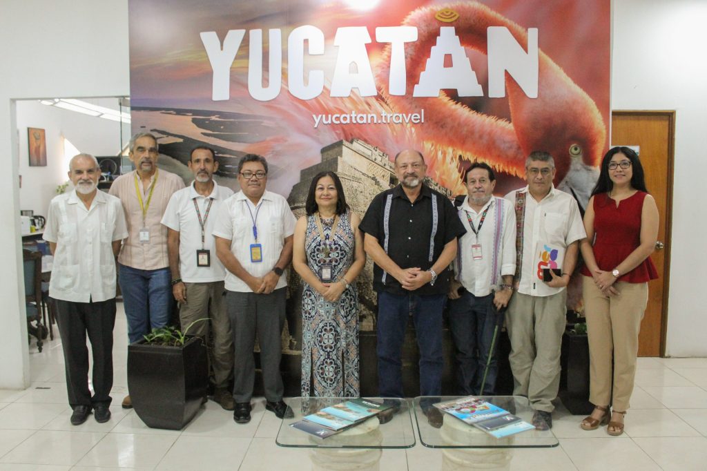 Acuerdos con guías certificados para la competitividad turística de Yucatán 703042e9 Af8c 46b3 88cc 64408c236256 1024x682