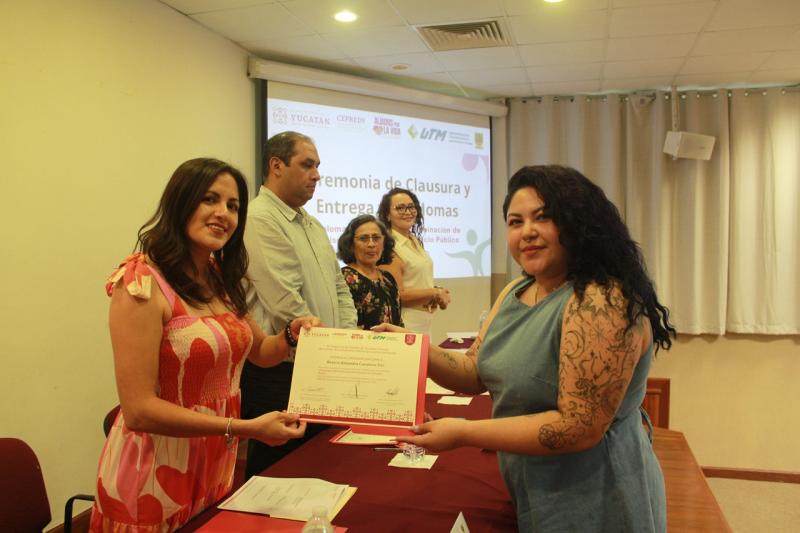 Concluyen diplomado sobre igualdad y no discriminación servidoras y servidores públicos