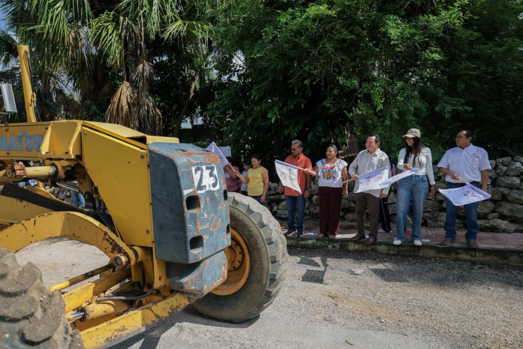 Renacimiento Maya reconstruye calles para 2,600 habitantes de Kopomá
