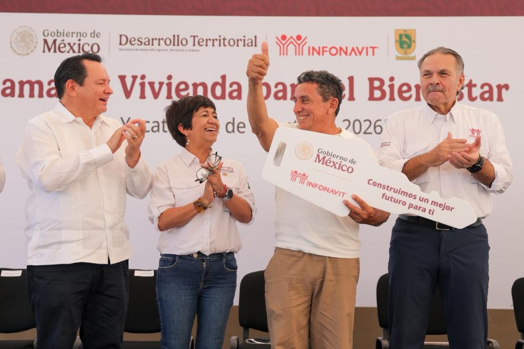 Hoy más de 47 mil familias yucatecas ya tienen vivienda propia: Díaz Mena