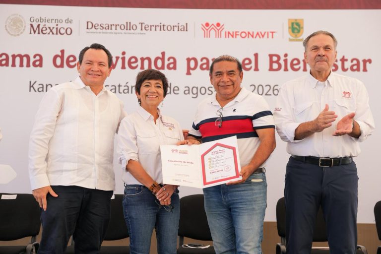 Hoy más de 47 mil familias yucatecas ya tienen vivienda propia: Díaz Mena