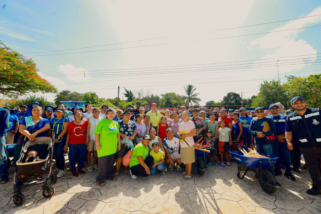Mega Operativo transforma calles y servicios en Emiliano Zapata Sur
