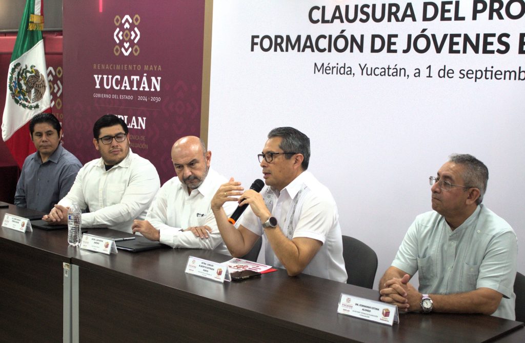 JÓVENES EVALUADORAS Y EVALUADORES APORTAN MIRADA CIUDADANA A PROGRAMAS DEL GOBIERNO DEL ESTADO