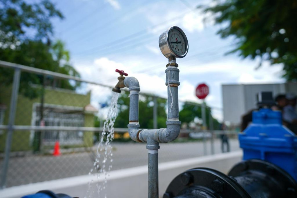 Renacimiento Maya lleva agua potable segura y