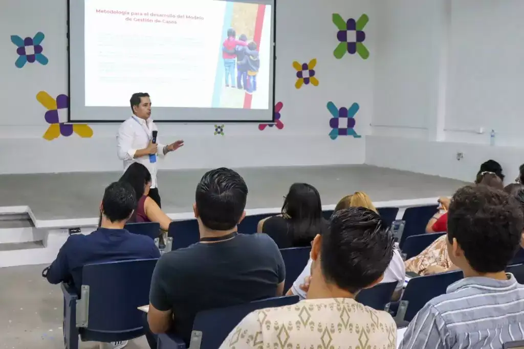 DIF YUCATÁN IMPULSA CAPACITACIÓN DE PERSONAL DE LA PRODENNAY